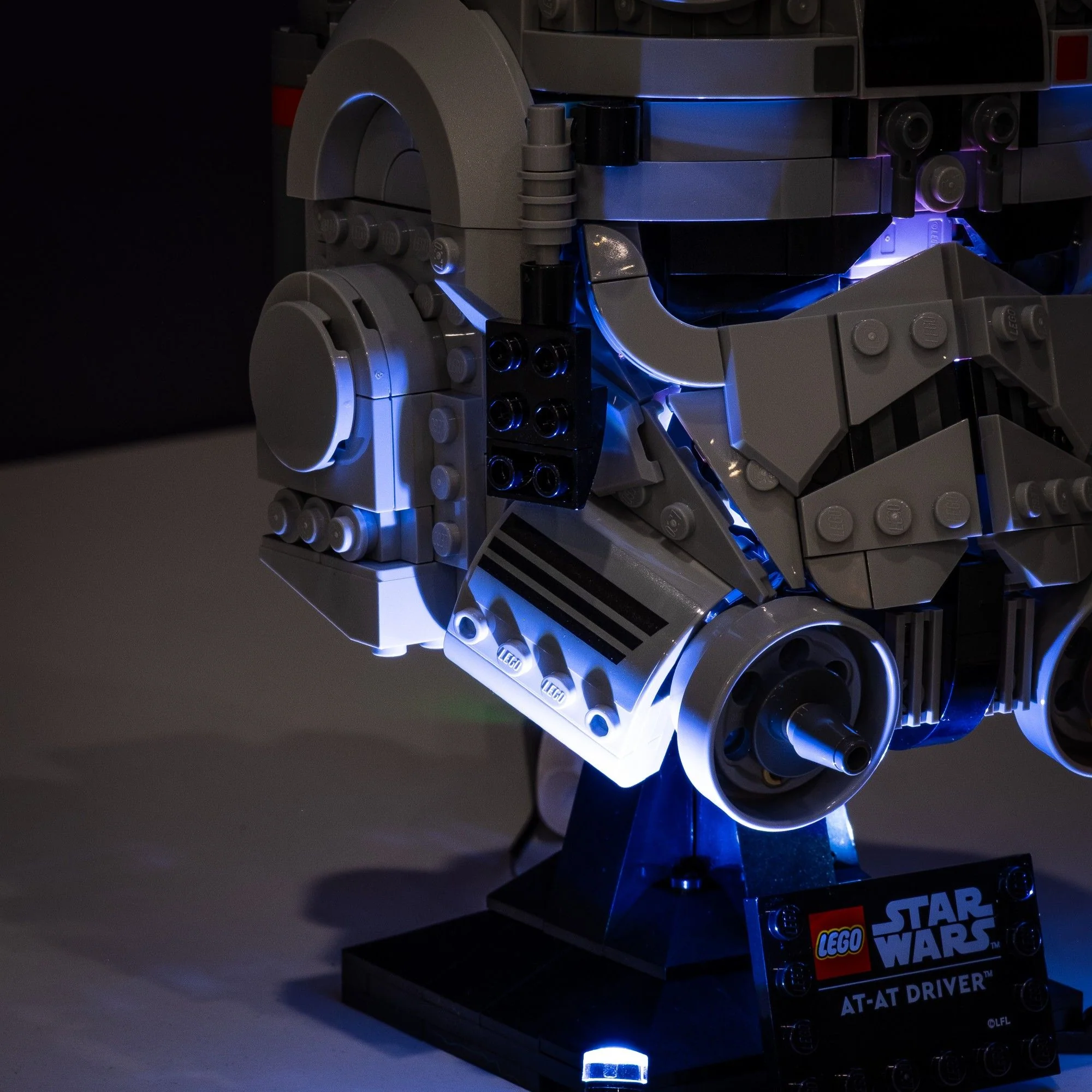 LEGO® AT-AT Driver Helmet™ #75429 DIY Light Bundle - Image 4
