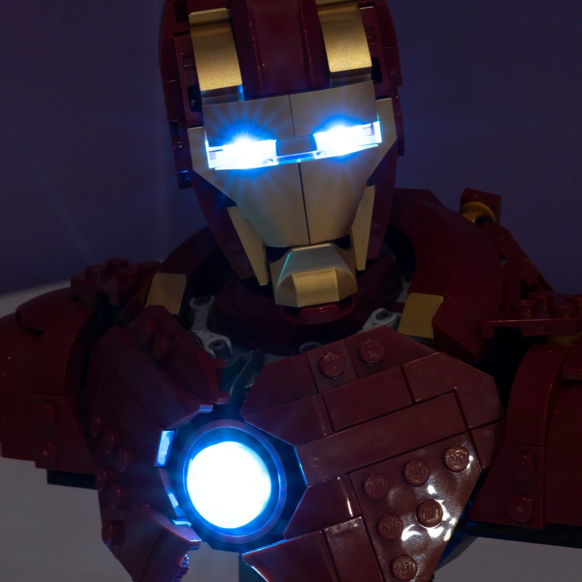 LEGO® Iron Man MK4 Bust #76327 DIY Light Bundle - Image 5