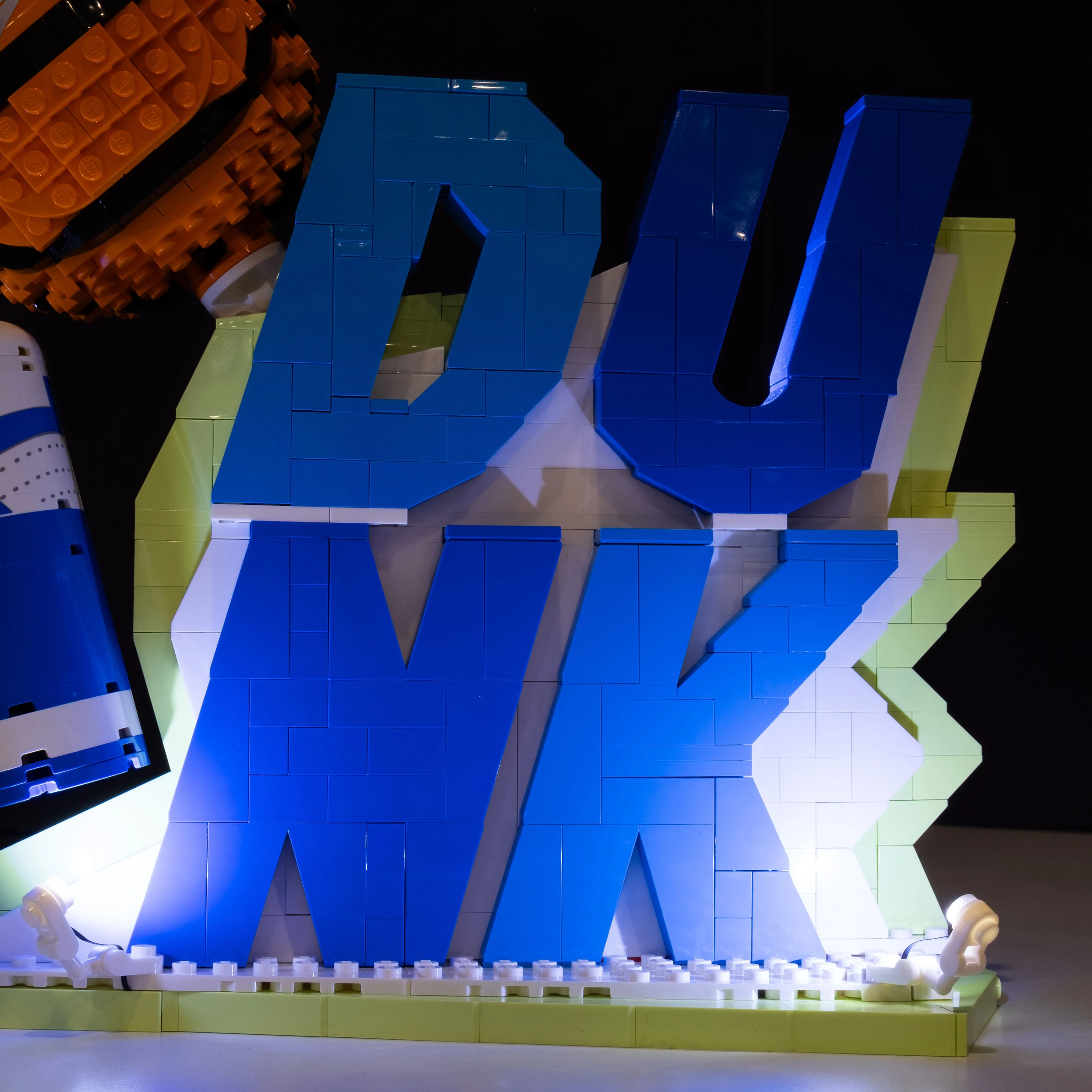 LEGO® Nike Dunk #43008 DIY Light Bundle - Image 6