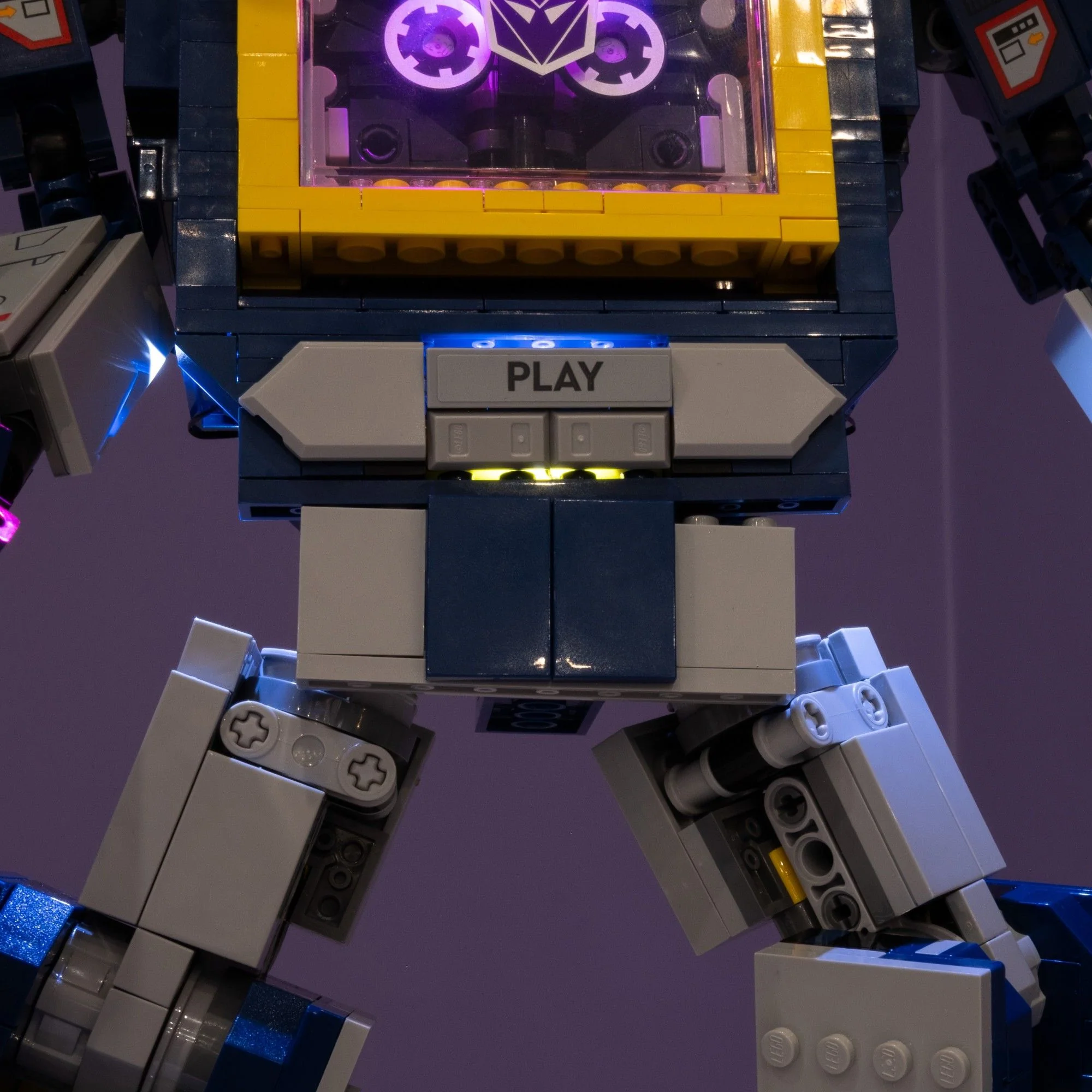 LEGO® Transformers: Soundwave #10358 DIY Light Bundle - Image 6