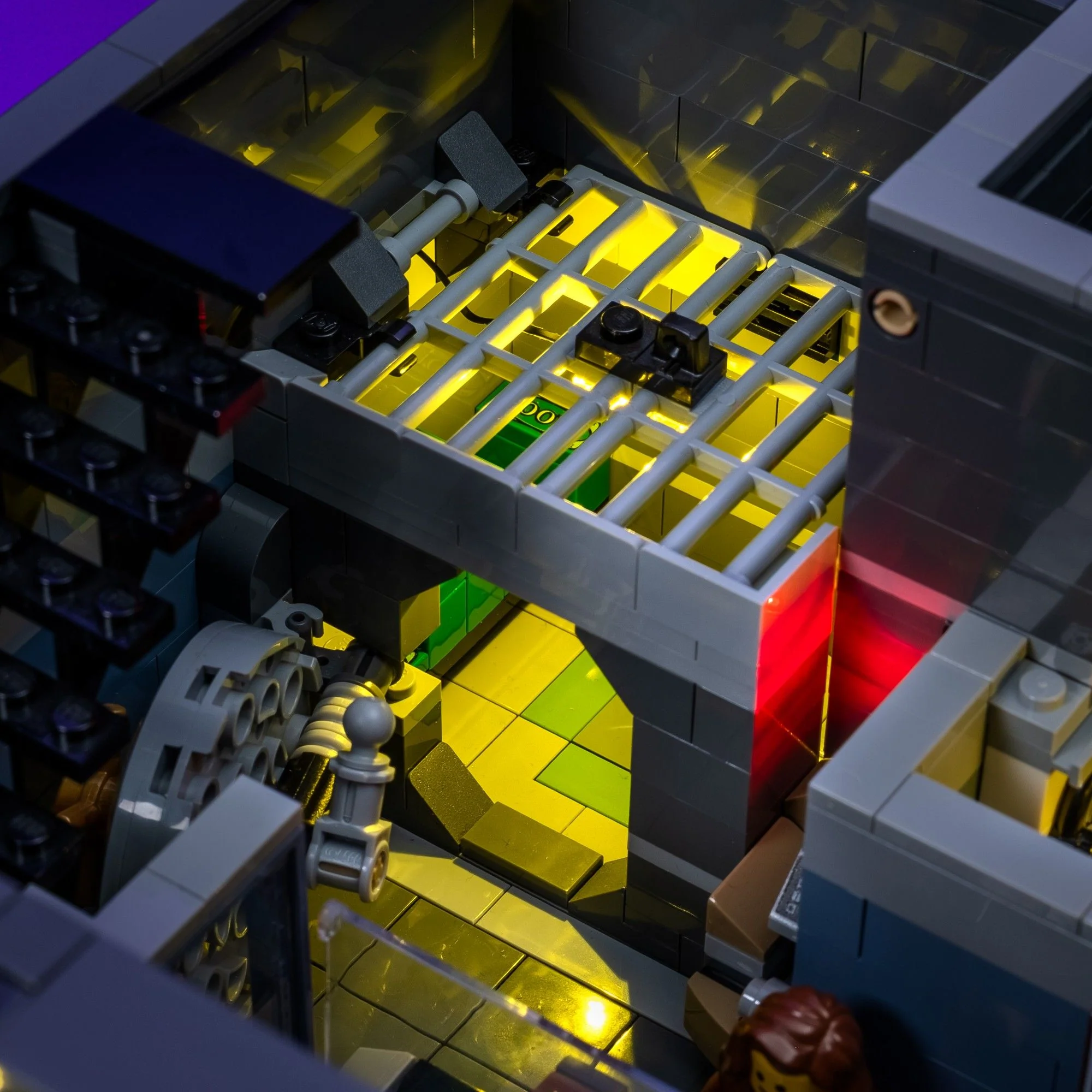 Light Kit for LEGO® Brick Bank #10251 - Image 16