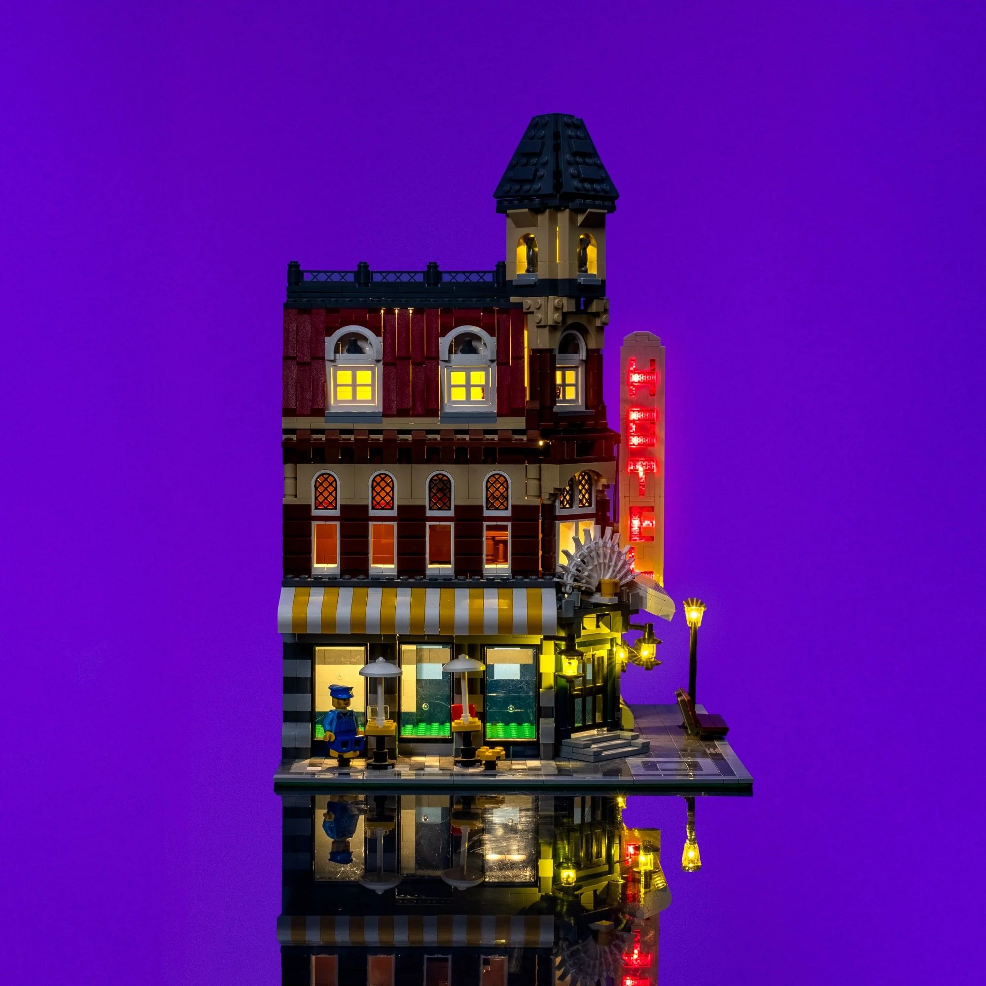 Light Kit for LEGO® Cafe Corner  #10182 - Image 6