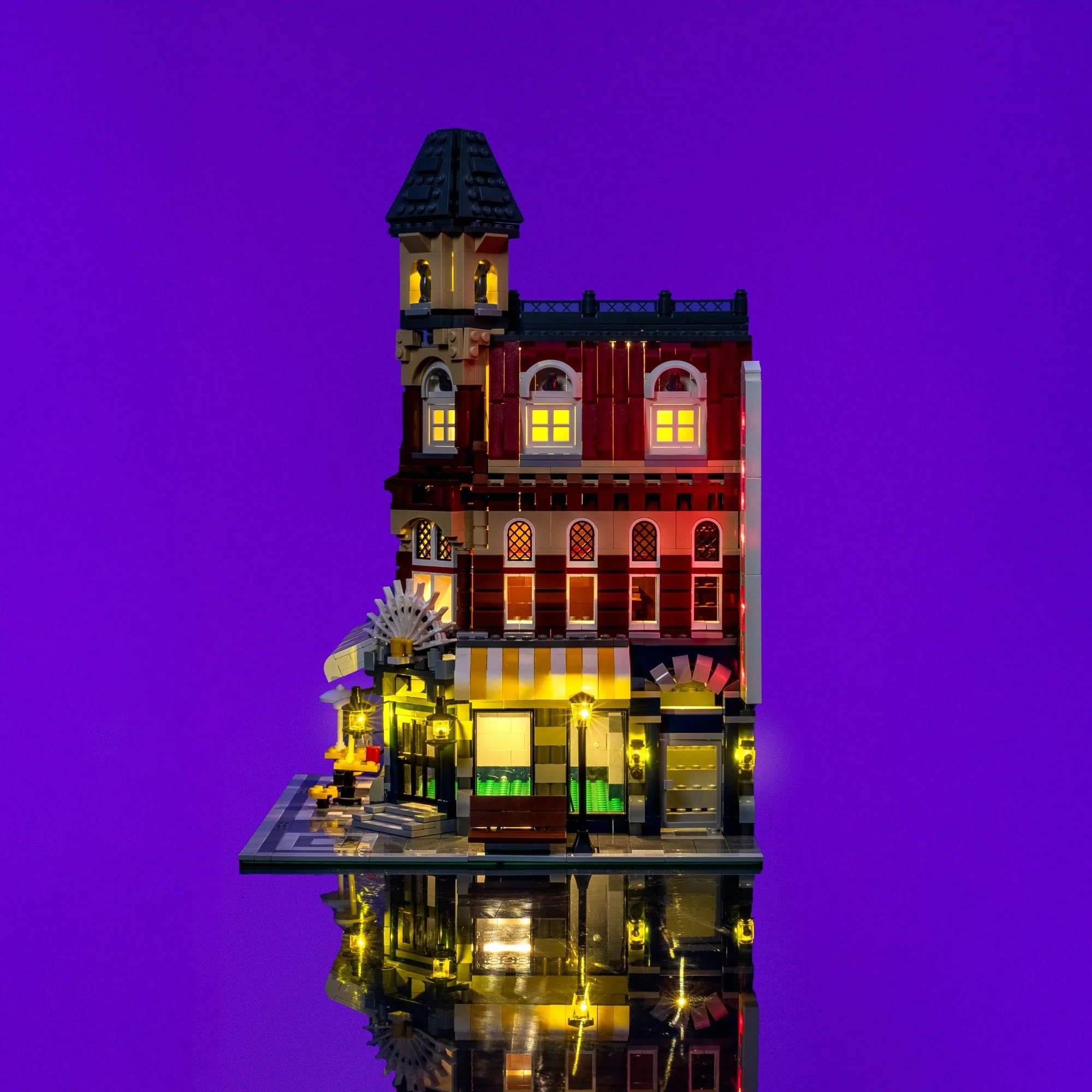 Light Kit for LEGO® Cafe Corner  #10182 - Image 9