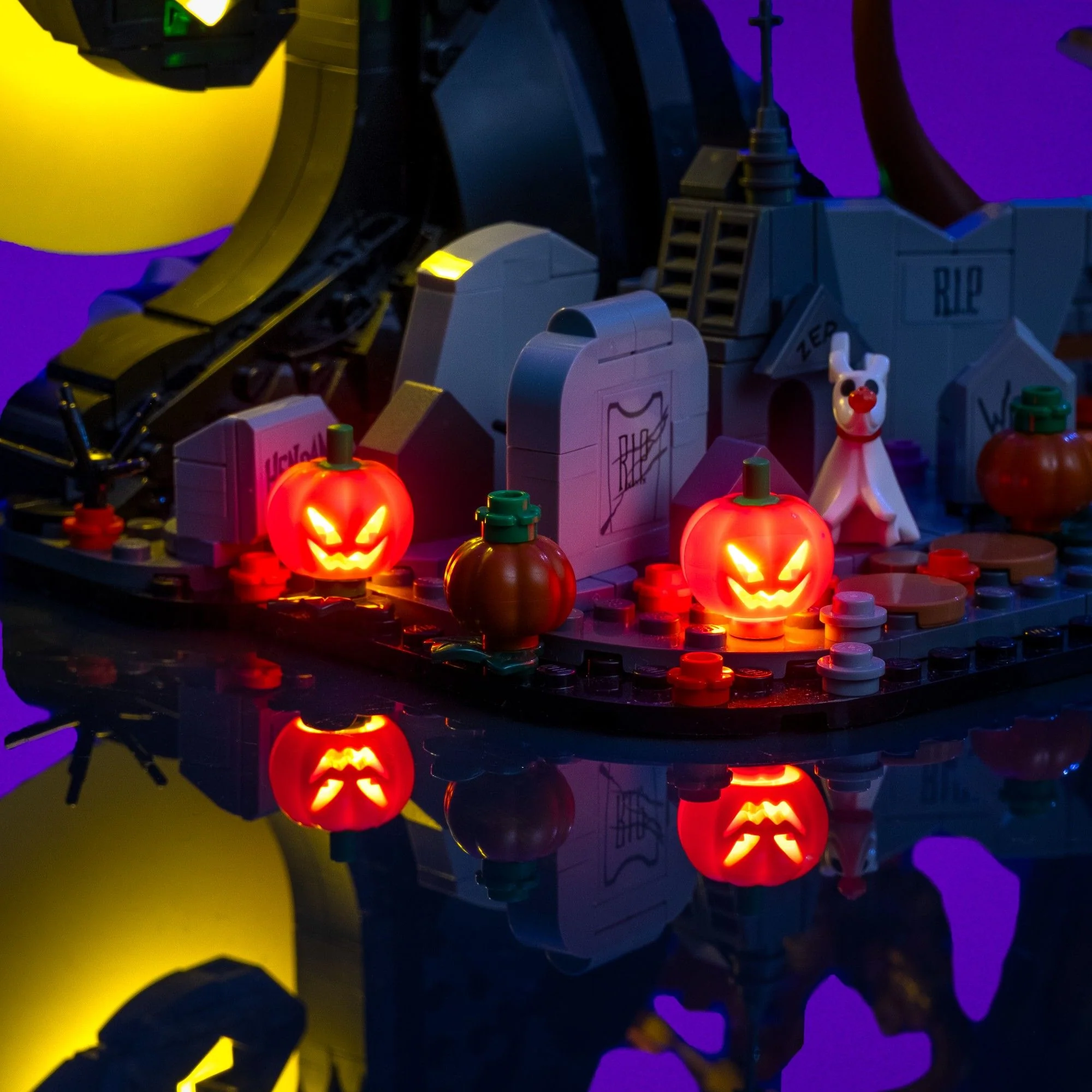 Light Kit for LEGO® Disney Tim Burton's The Nightmare Before Christmas #21351 - Image 4