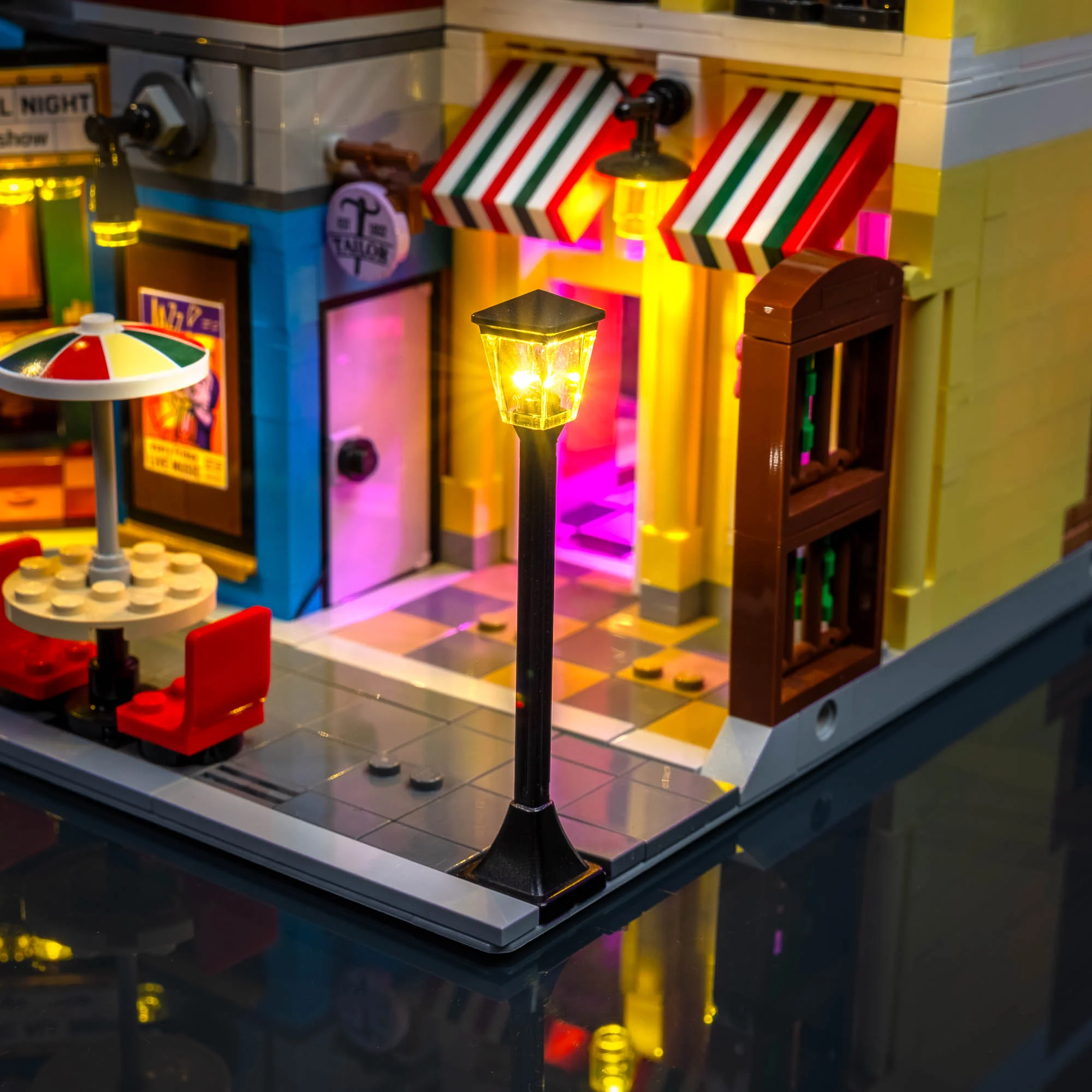 Light Kit for LEGO® Jazz Club #10312 - Image 4