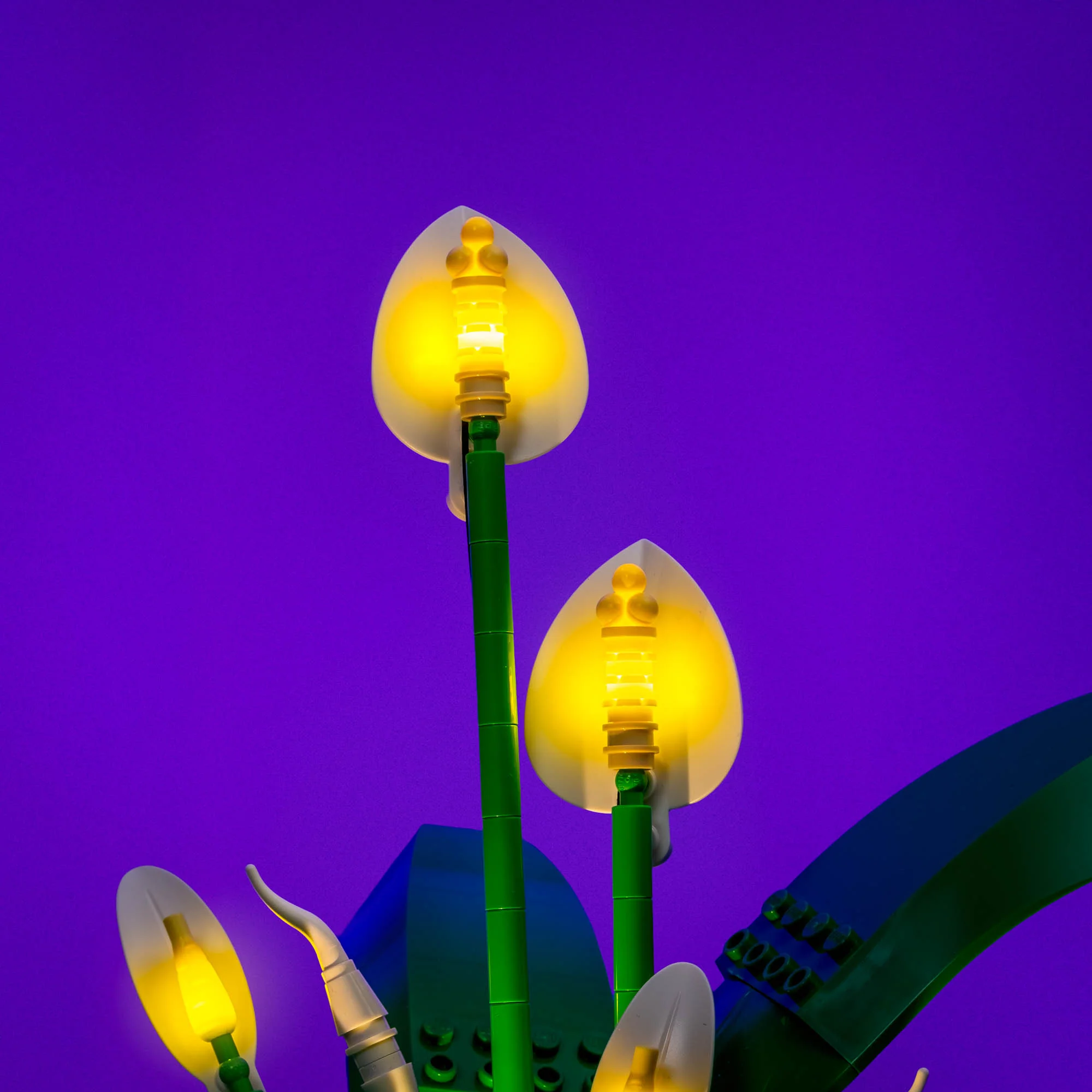 Light Kit for LEGO® Peace Lily #11504 - Image 7