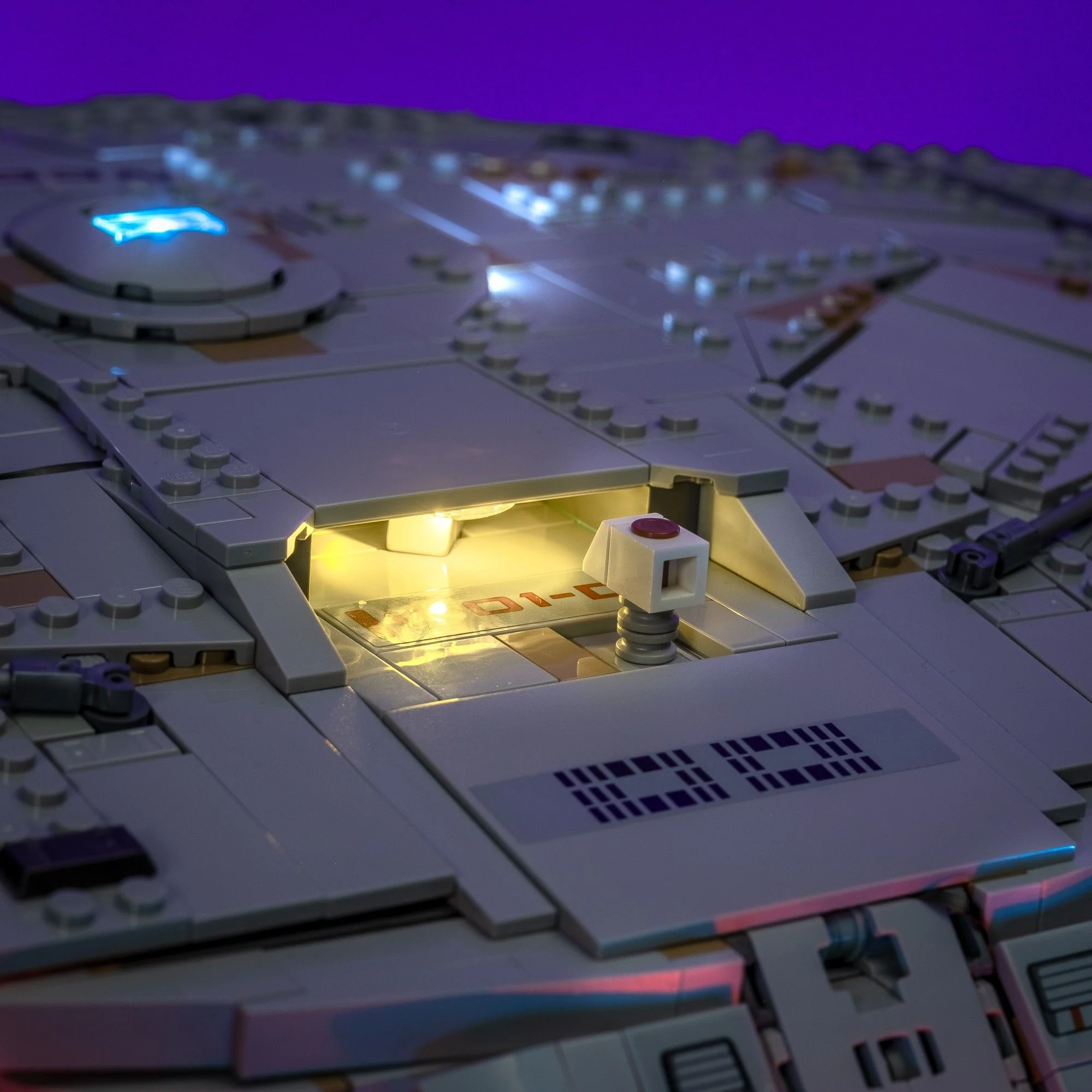 Light Kit for LEGO® Star Trek: U.S.S. Enterprise NCC-1701-D™ #10356 - Image 8