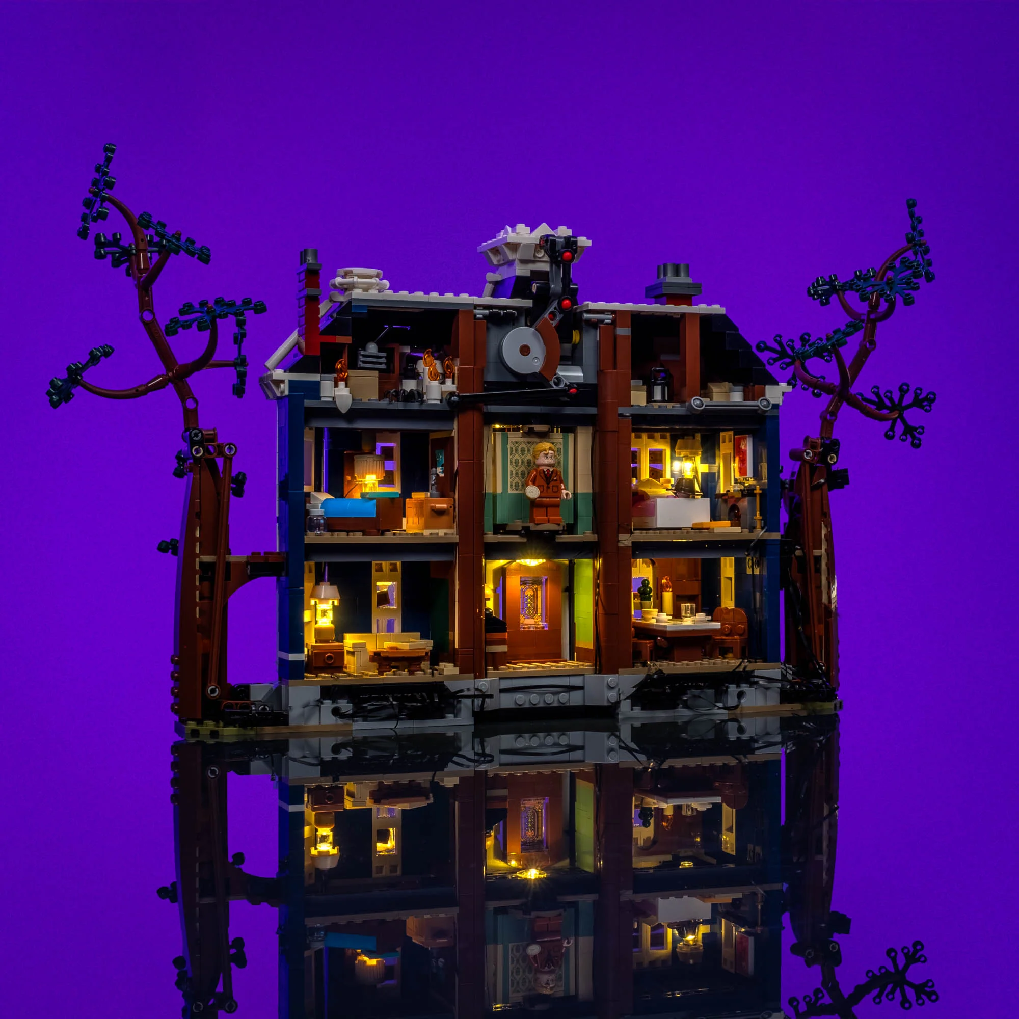 Light Kit for LEGO® The Creel House #11370 - Image 10