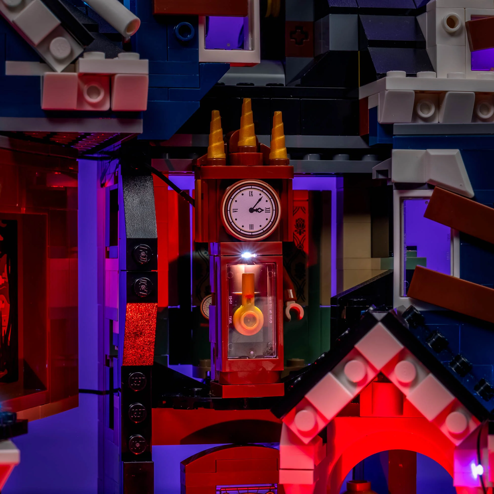 Light Kit for LEGO® The Creel House #11370 - Image 12