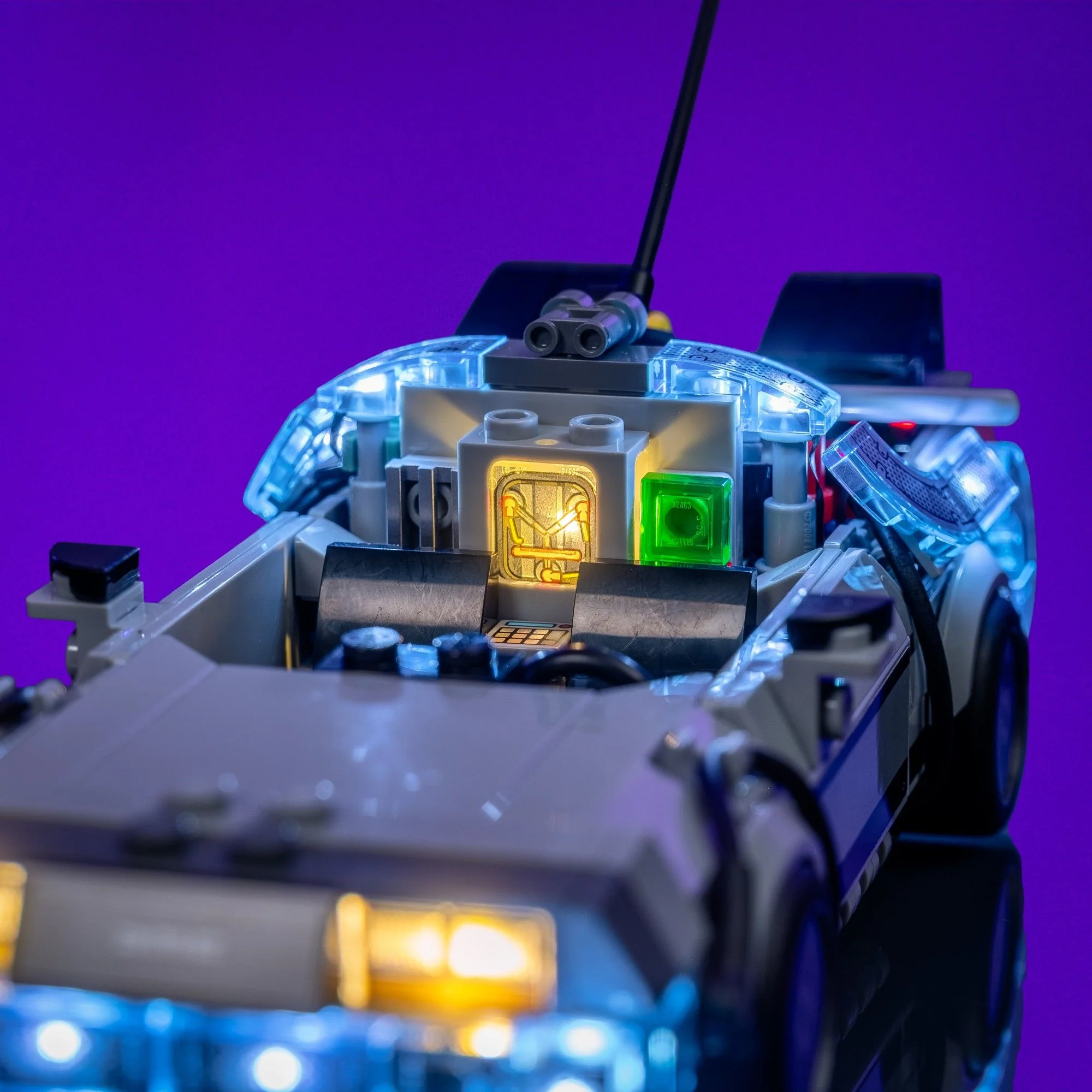 Light Kit for LEGO® Time Machine from Back to the Future #77256 - Image 3