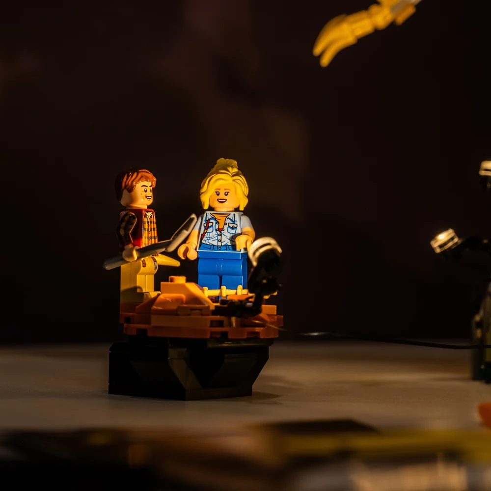 LEGO® Dinosaur Fossils Tyrannosaurus Rex #76968 DIY Light Bundle - Image 3